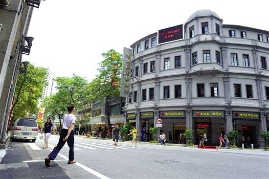 古羅馬券廊式,以新亞大酒店為代表