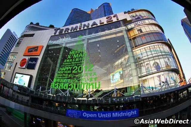 在泰国曼谷有一个超人气购物中心,名为terminal 21 shoppingmall,是一
