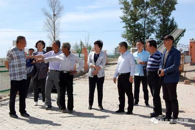 包头市市场监管局党组书记刘丽萍赴土右旗开展扶贫工作专项调研