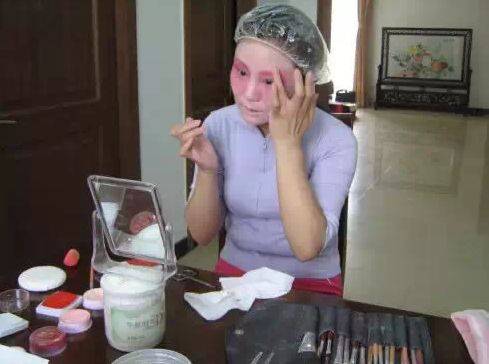 全是干货!图文为您揭秘旦角化妆全过程