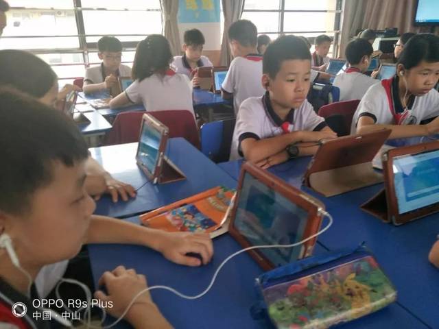 丽景学校小学部开启电子书、有声小说阅听新通