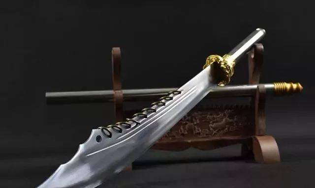 古代兵器大刀背上装上很多铁环，主要用途是什么？_搜狐网