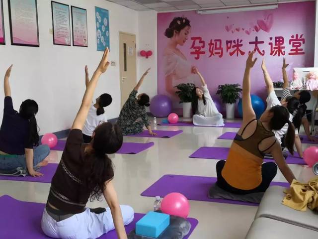 企业瑜伽团课：打造高效团队的秘密武器