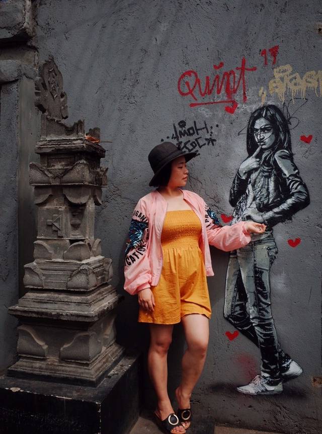 jalan pantai batu bolong