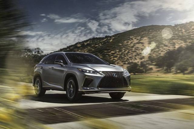 40万的"丰田王"来了 整车进口/油电混动 不加价必火