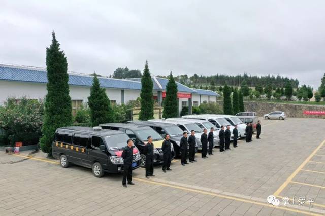 祭奠之境:灵堂布置的艺术与人文关怀