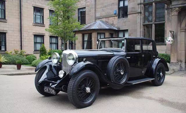 废弃仓库翻出90年前的老宾利!价值3500万,全球不超过5台