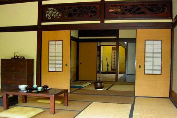 生活精致的日本人为何喜欢睡地板?当地人说出4点理由,都很现实