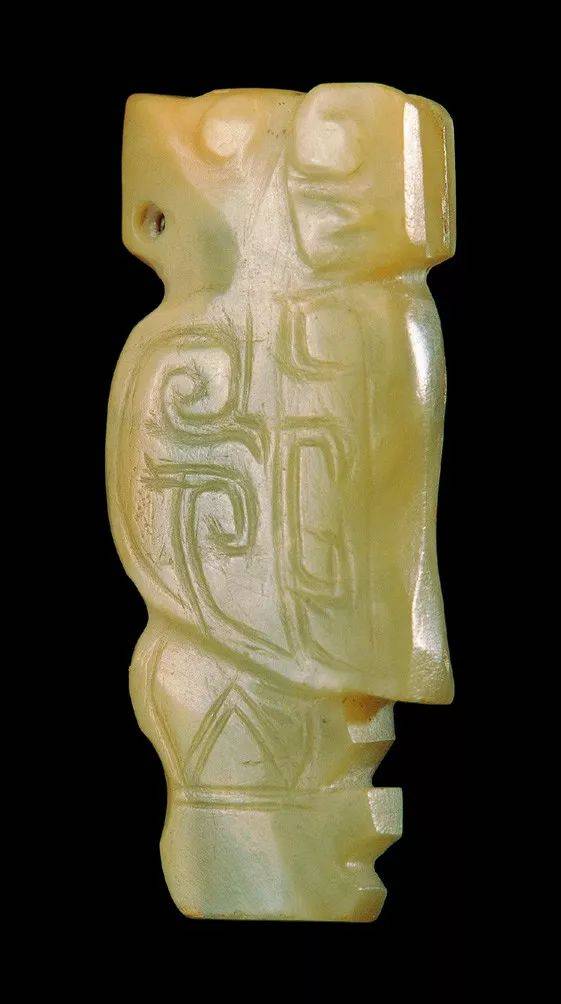 玄鸟生商——商代玉鸱鸮赏析