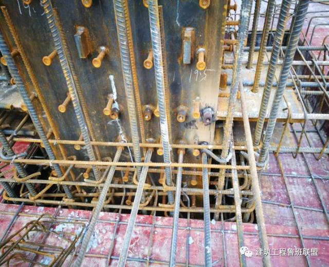 咋整?土建又把我们东西搞歪了