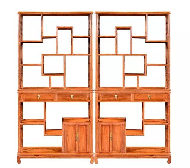 其中具象形多宝格比较代表性形式有:葫芦形,花瓶形