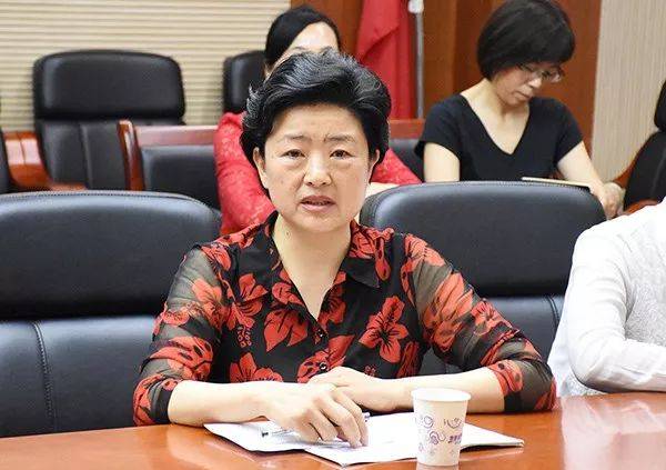 副院长王春晖,院领导班子成员,专职审委会委员李鸣,执行指挥中心主任