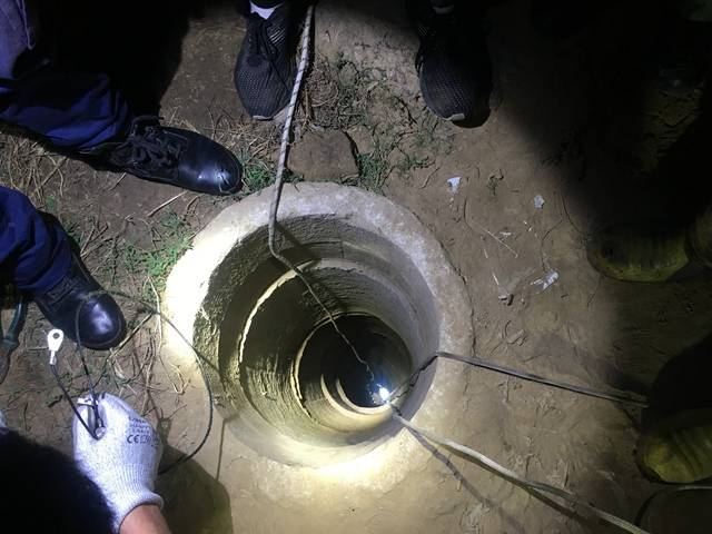 青岛六旬老太外出一不留神跌落十米深机井,不幸溺亡!