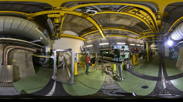 位于瑞士日内瓦附近的欧洲粒子物理实验室cern的awake加速器360度拍摄