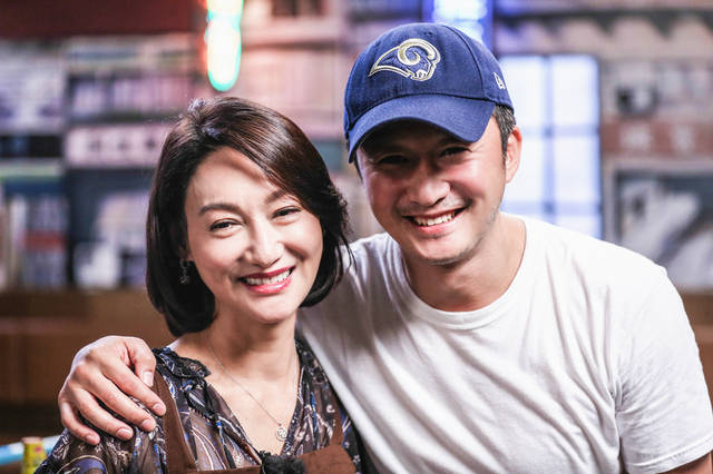 惠英红吴京谈演员的自我修养,惠英红称吴京很像以前的她