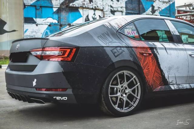 沉迷性能的车友,把斯柯达速派不断改装进化,3 阶 ecu 后居然达到 3.