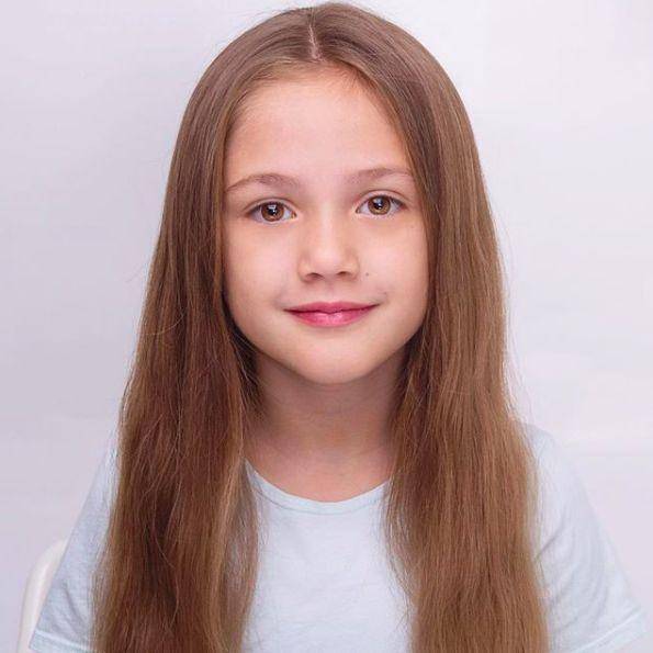 7岁女拳击手挥拳有力:运动带给我无限快乐!