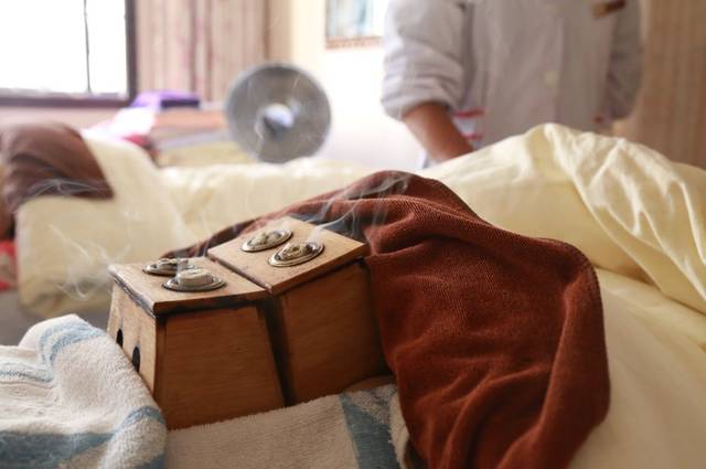 夏天一定要灸透肚子,百病自然远离