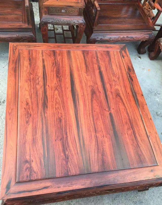 大红酸枝红木家具 拼板和独板有什么差别?