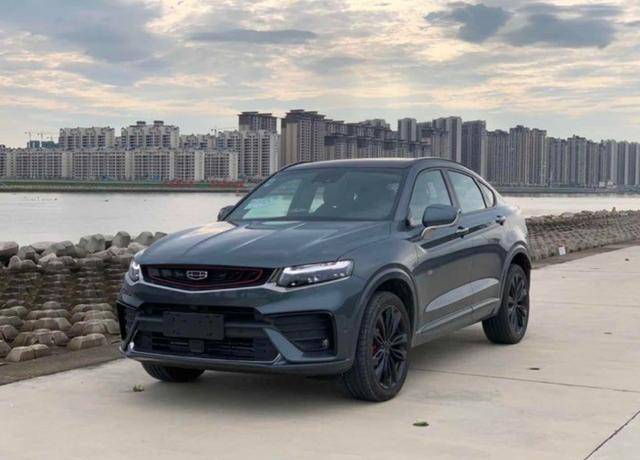 电影票房负增长?没关系 来吉利星越发布会看看