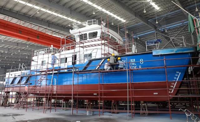 江龙船艇(300589)强势表现分析：军工板块驱动与市场因素