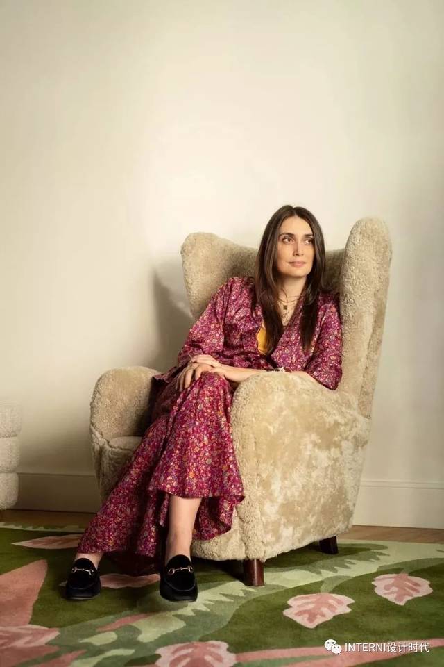 年度设计师劳拉冈萨雷斯巴黎的空间魔法师