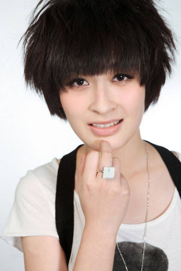 爆粗口在先所以被教育?饱受争议的曾轶可这波操作从一开始就输了