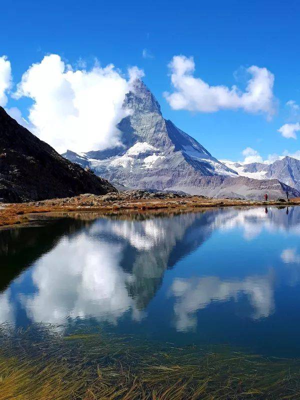 瑞士法语区女生: Canny法语自我介绍