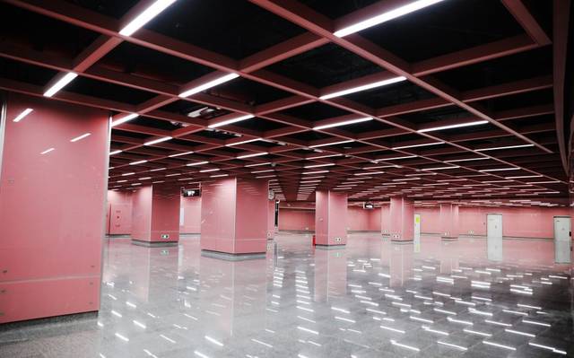 市行政服务中心及南,北高教园区等重点区块,以及宁波火车站,机场,客运