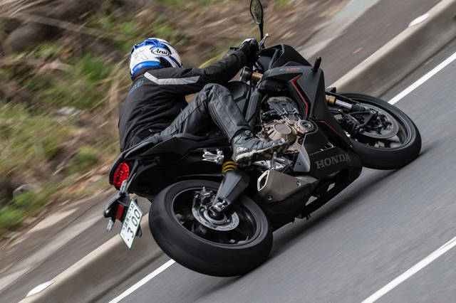 日媒测评 本田cbr650r/cb650r