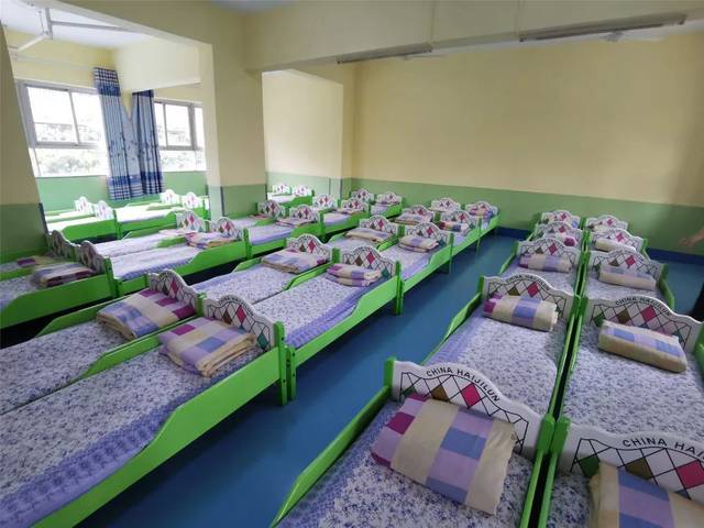 幼儿园家具的革新与选择