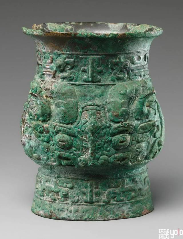 父乙觯 高14.6 腹14.6×12.4cm 重0.9kg