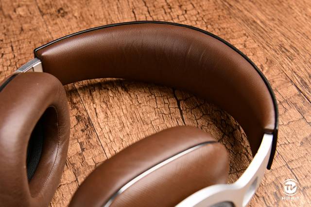 奢华品味卓异音质 宝华韦健p9 signature头戴式耳机评测