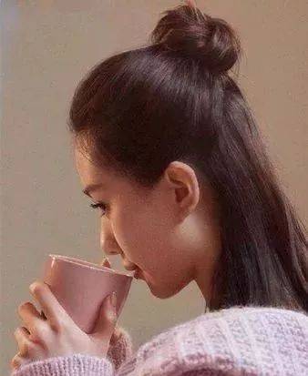 都整不成刘亦菲,但几万就可以整成迪丽热巴了