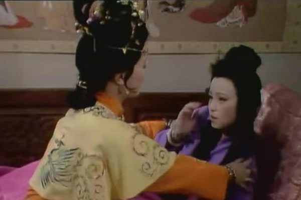 王熙凤知道秦可卿与贾珍爬灰一事吗?知道了还