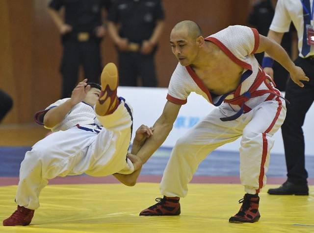 2019年全国中国式摔跤大奖赛在成都举行