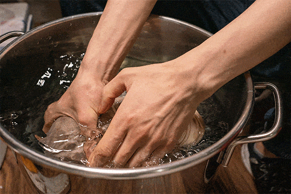 打卡合肥罕见的手搓冰粉难道以前吃的都是假的