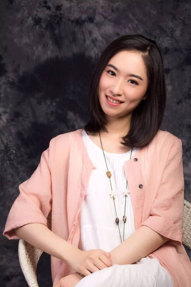 中饰演曹操; 在传承版《廉吏于成龙》中饰演于成龙; 赵思雨,上海古凡