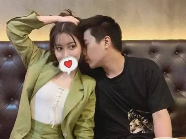 卢本伟新工作曝光,赵梦玥直言想摁在墙脚踹他,网友:卑伟无疑了