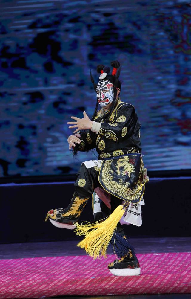 上党落子《杨七娘》在潞州剧院上演_手机搜狐网