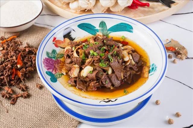 来青海必吃的一道菜 丰之年小炒高原黄牛肉