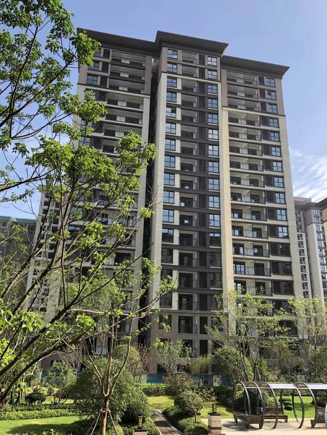 长葛建业春天里夏日炎炎从未停歇只为与您早日相遇