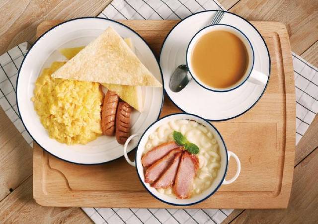 茶餐厅走向没落?九龙冰室靠新概念开出60多家