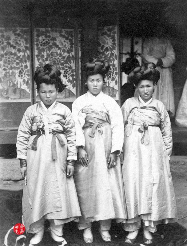 这是百年前朝鲜王朝各阶层的老照片别再被古装韩剧给骗了