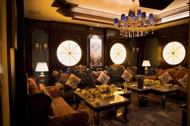 环球一号国际娱乐会所ktv入驻忠州天街让我们k歌到天明