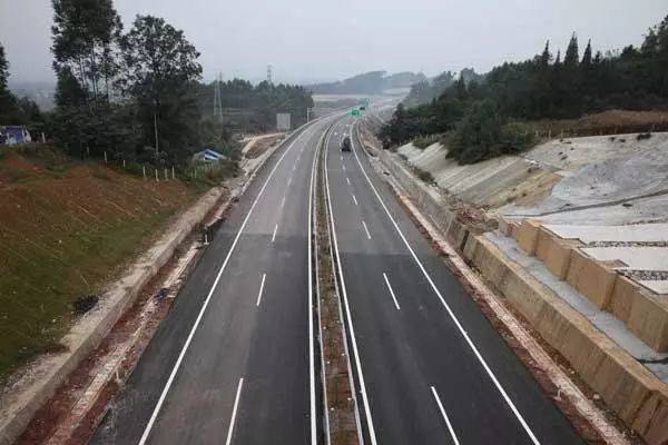 一,固定测速点位(大车限速100km/h;小车限速120km/h): 1,s40广洪高速