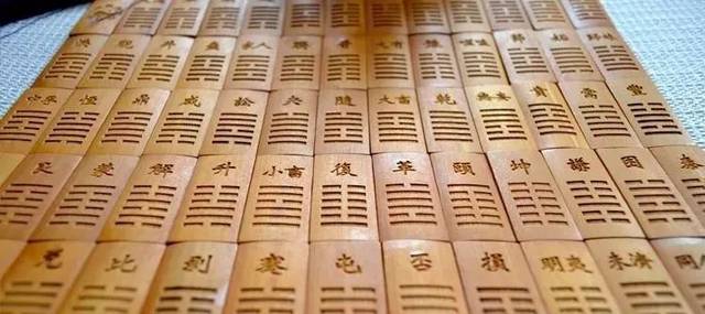 筮法、筮占、草筮、枚（木）筮、竹筮、蓍筮。_搜狐网