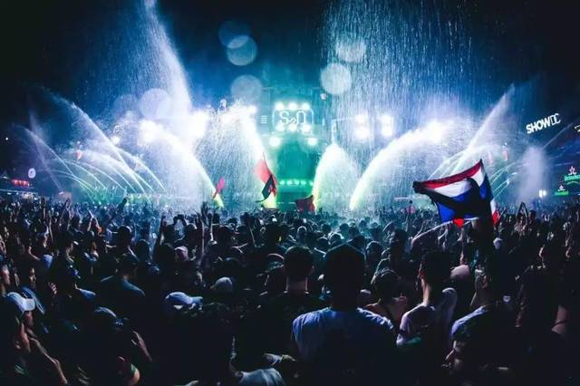 超大型泼水音乐节来袭,在广州享受世界级的泼水狂欢!