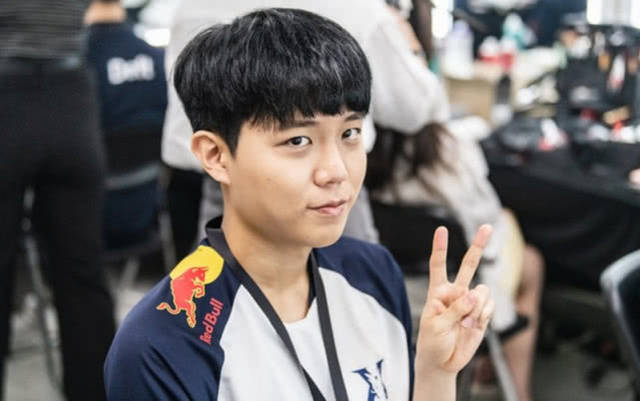 cuzz:现在最想和tes交手 因为和loken关系很好_手机搜狐网