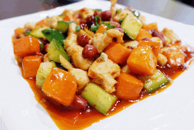 宫保鸡丁原来非糖醋味!大厨透露料汁"黄金比例",9成人搞错了